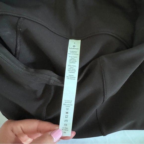 🆕🖤 Lululemon Here to There High Rise 7/8 Pant - Black - Picture 9 of 13